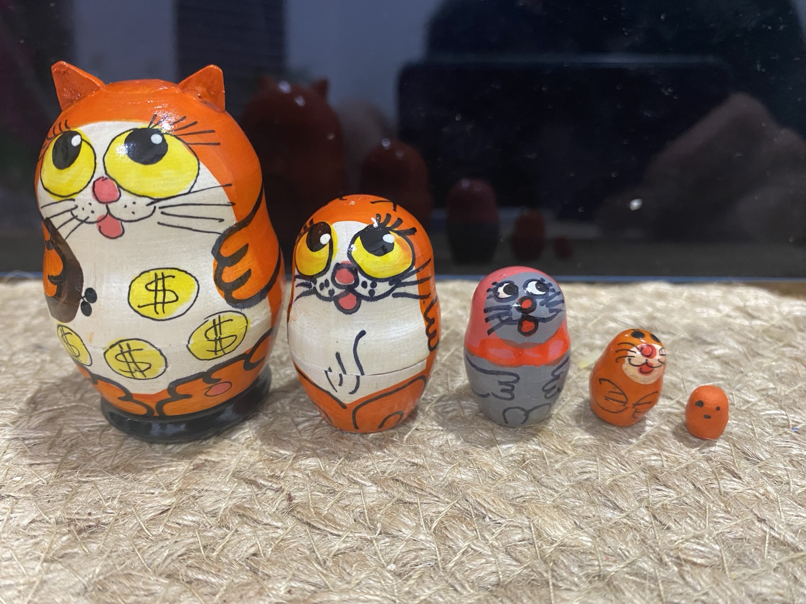 Miniature Cat Family Nesting Dolls – 5 Nested Set