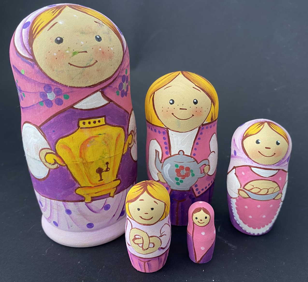 Belyakova Tea Time Nesting Dolls - 5 Nested Set