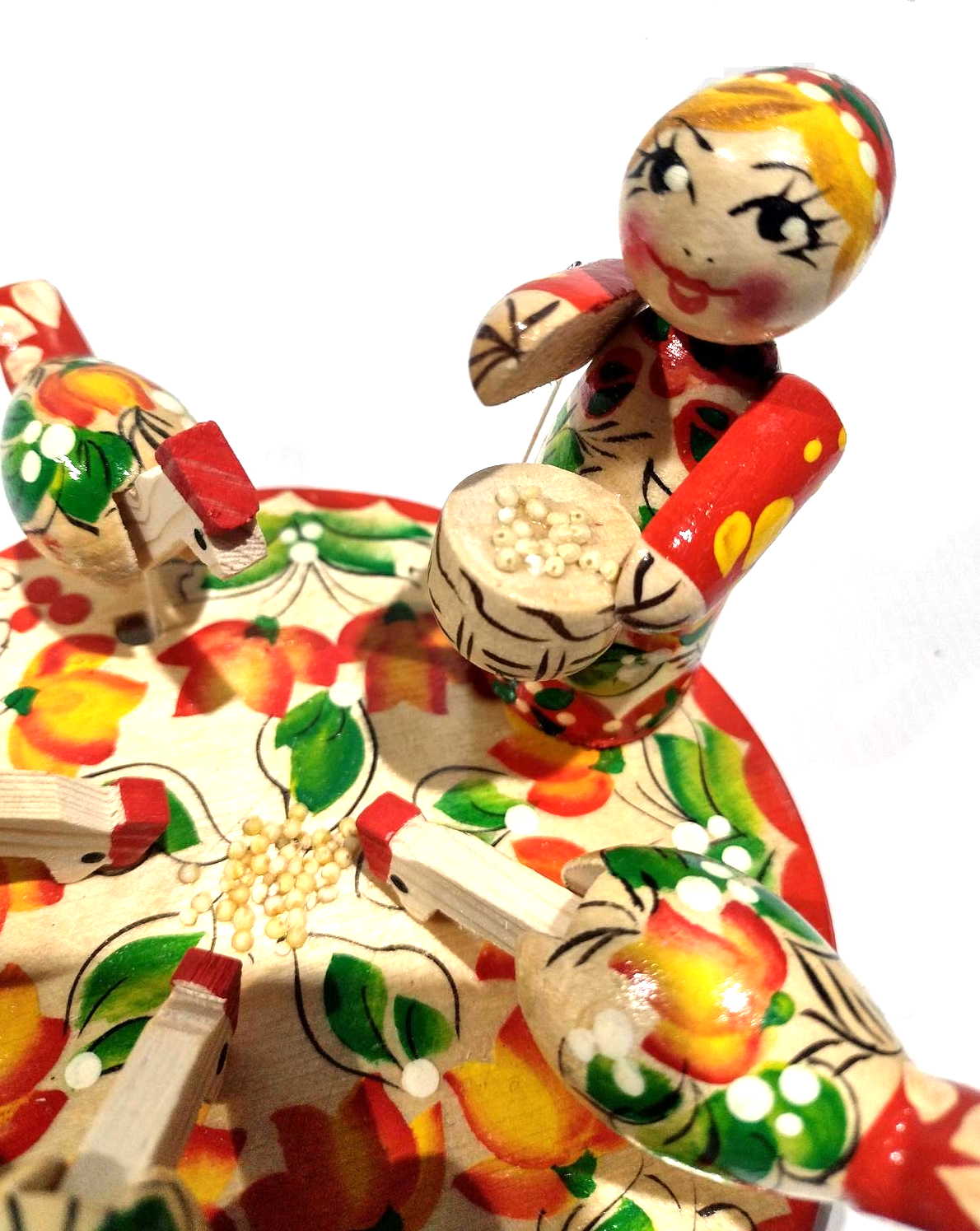 Bagarodsky Toy - Pecking Hens, Red & Gold Khokhloma