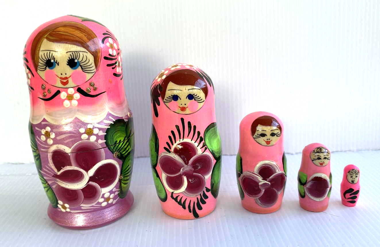 Pink Floral Matryoshka Nesting Dolls – 5 Nested Set
