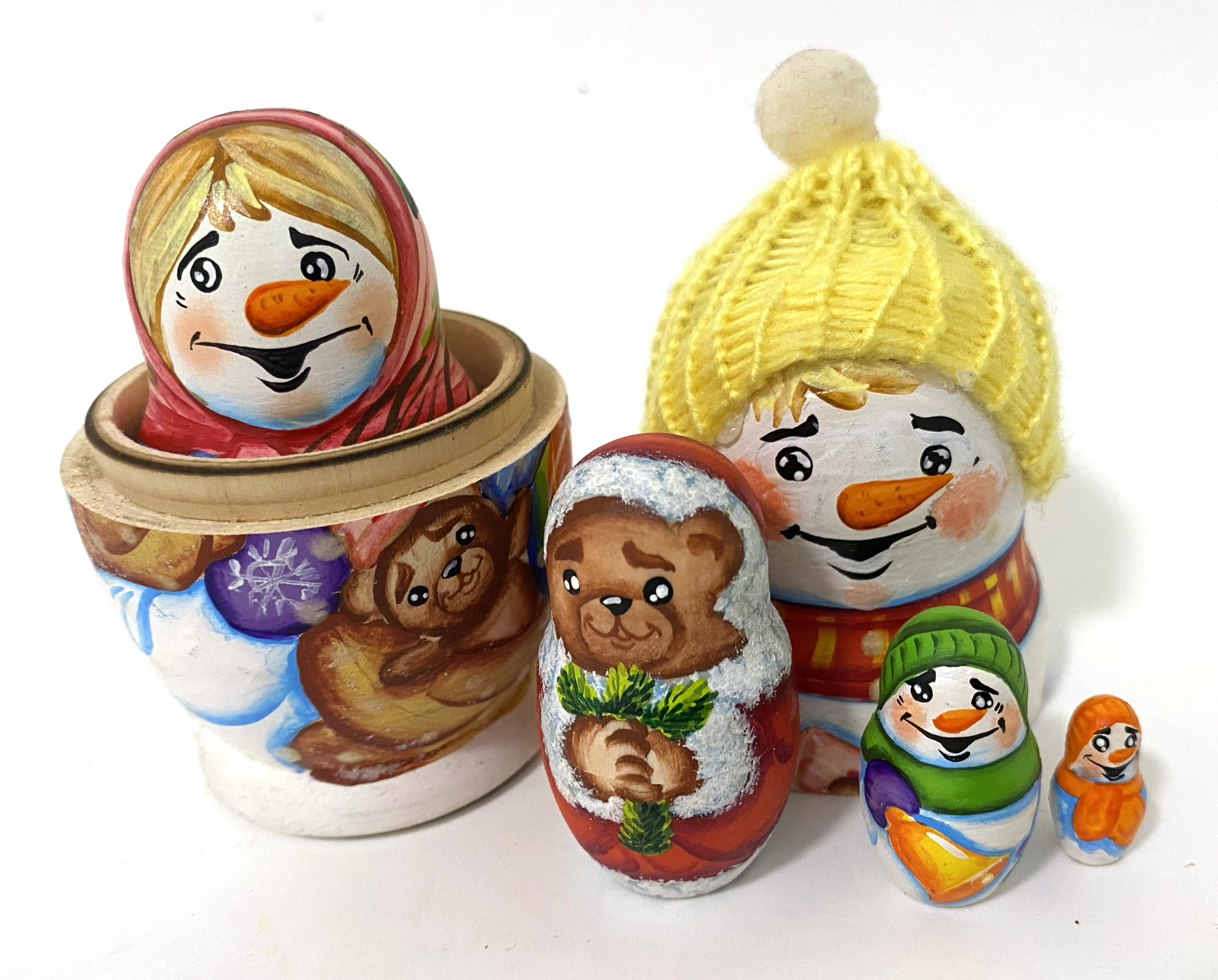 Xmas Matryoshka - snowman with knitted hat