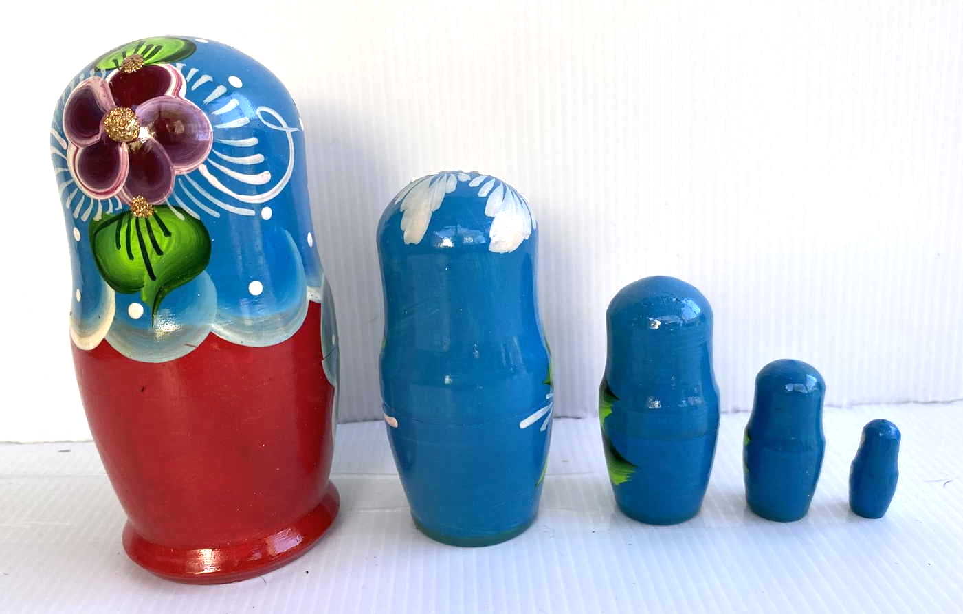 Blue Floral Matryoshka Nesting Dolls – 5 Nested Set