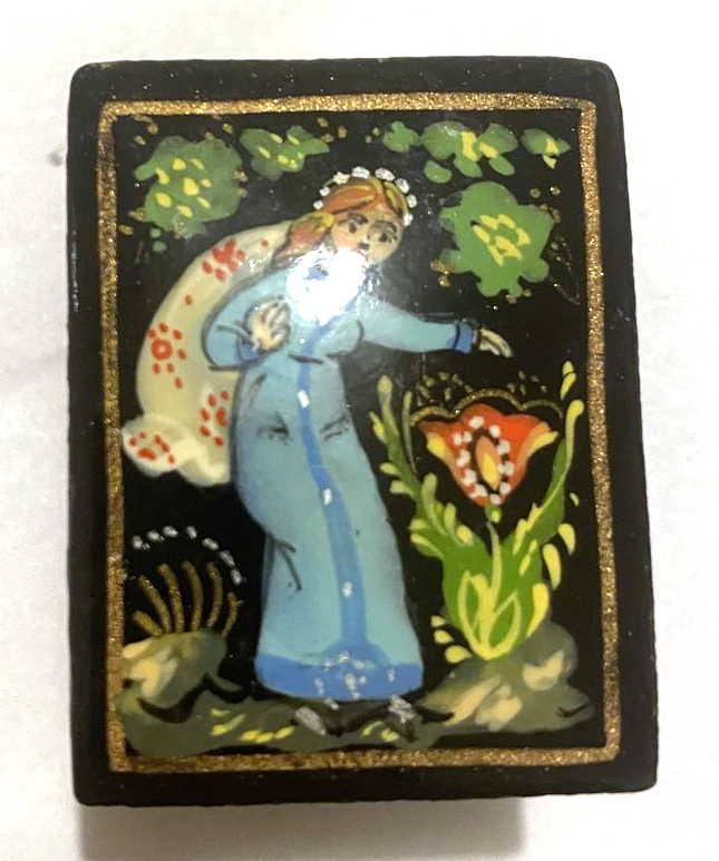 Scarlet Flower Lacquer Trinket Box (small)