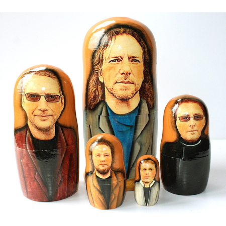 A 5 nested set of celebrities,  Pearl Jam