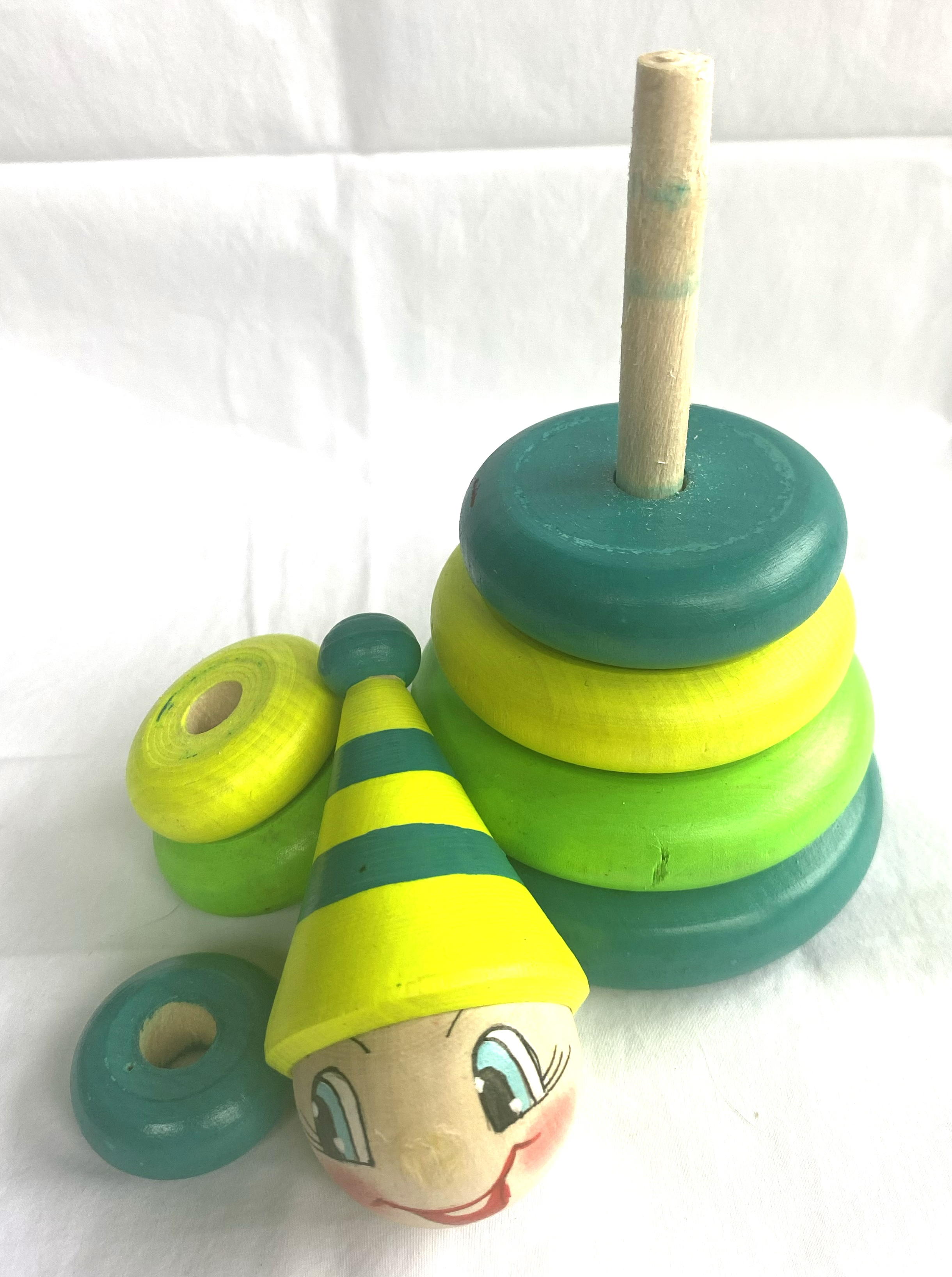 Wooden Counting toy green blue yellow counters with pointy hat