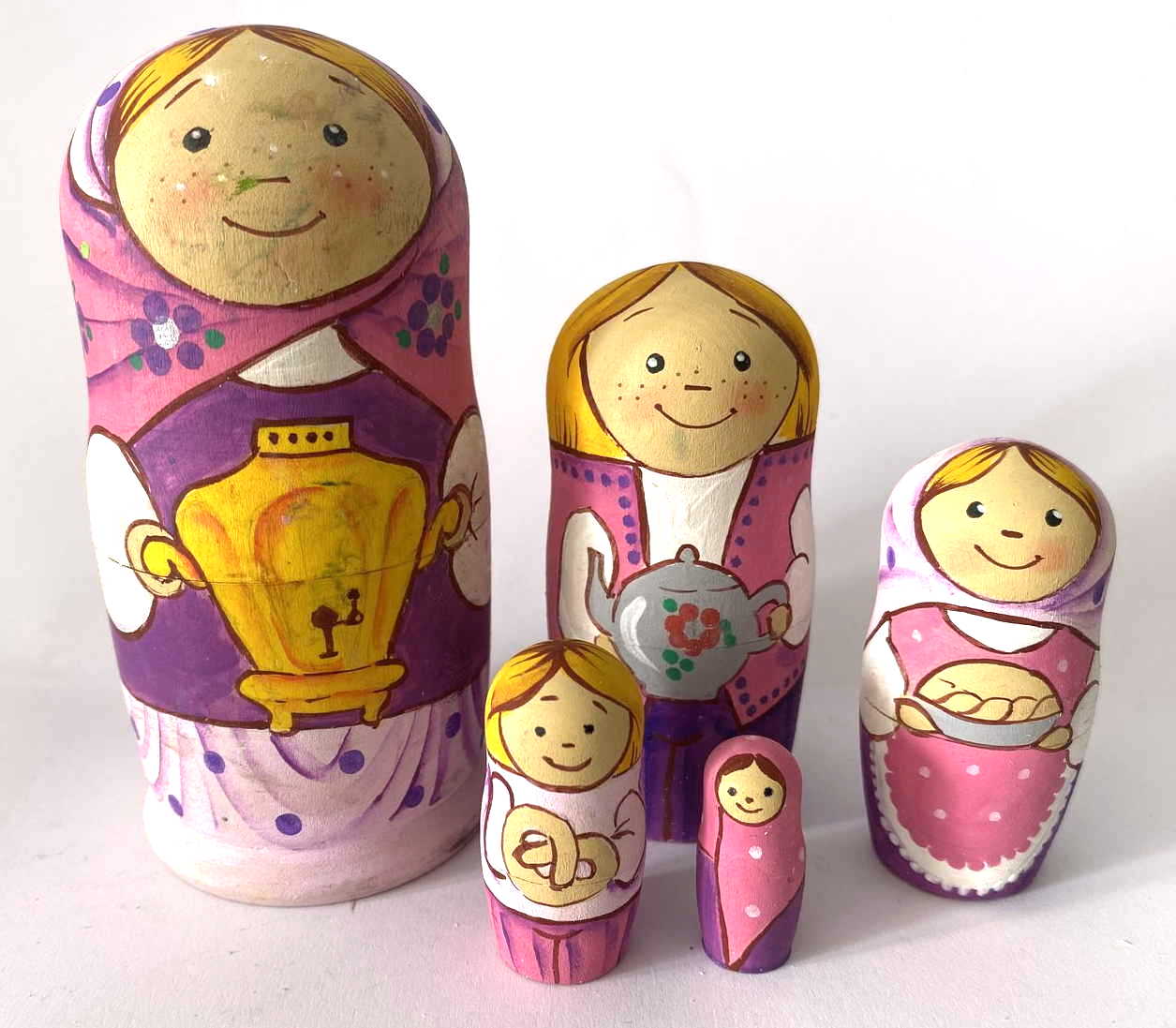 Belyakova Tea Time Nesting Dolls - 5 Nested Set