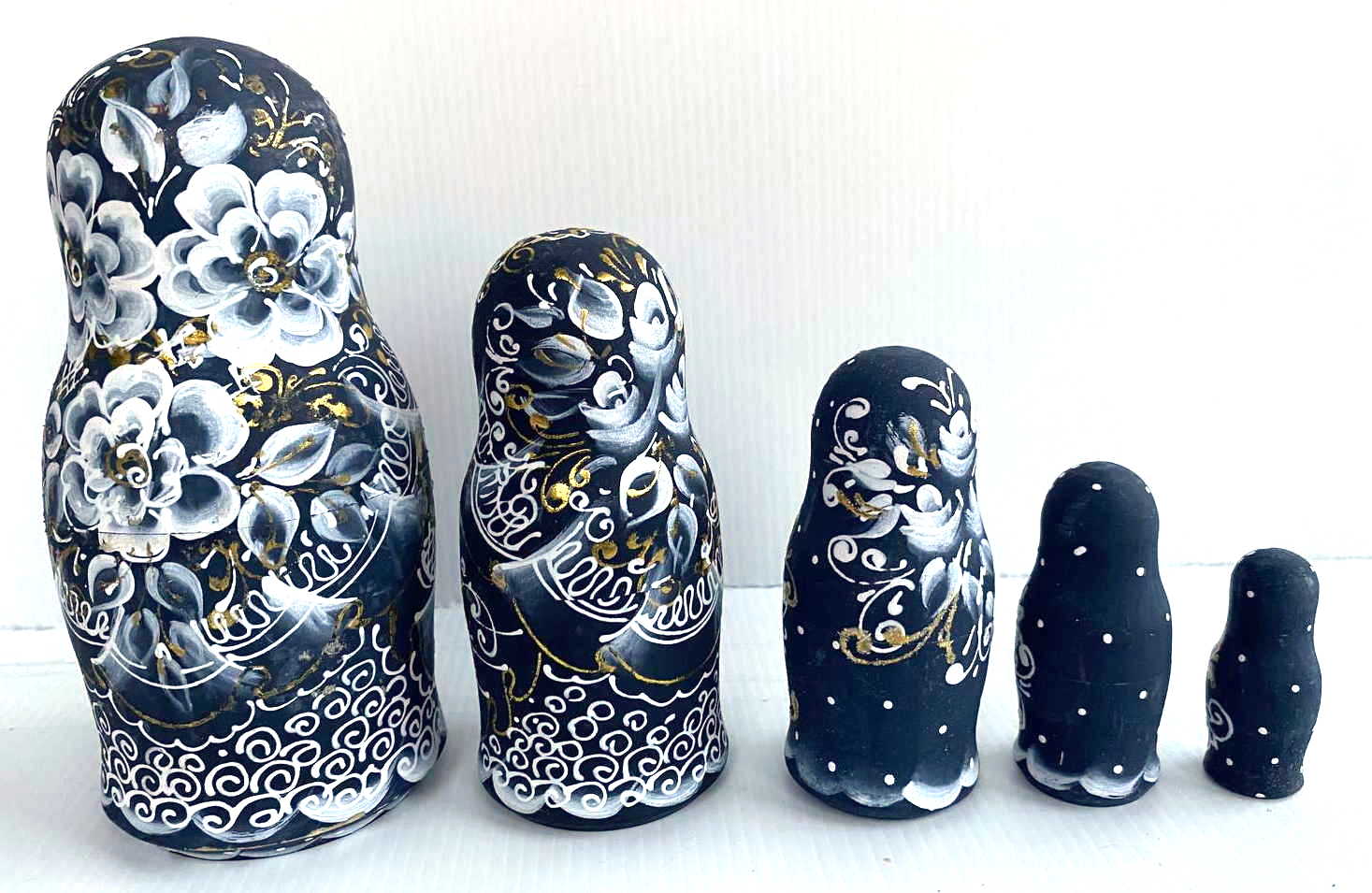 Morozova Midnight Blue & Gold Floral Nesting Dolls - 5 Nested Set