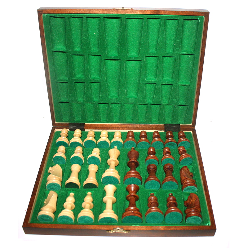 Staunton handmade wooden chess pieces in box