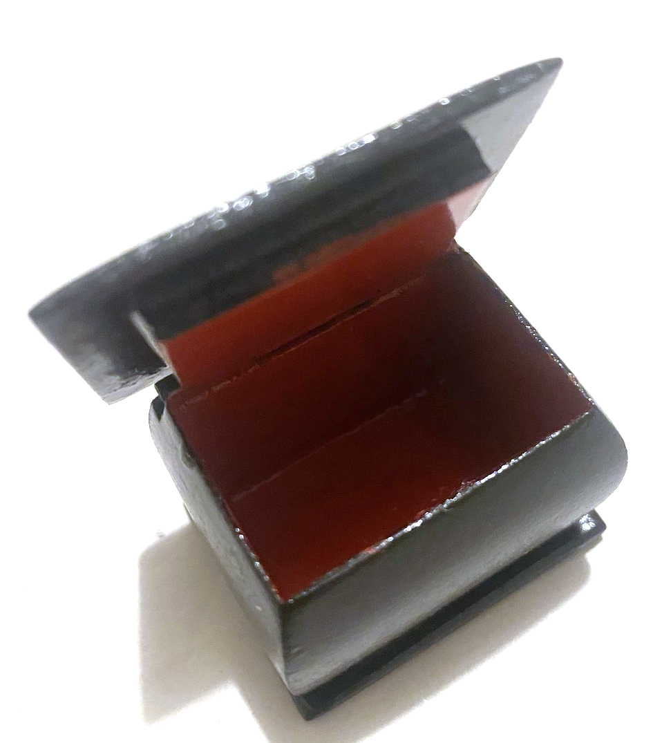 Firebird Feather Lacquer Trinket Box (small)