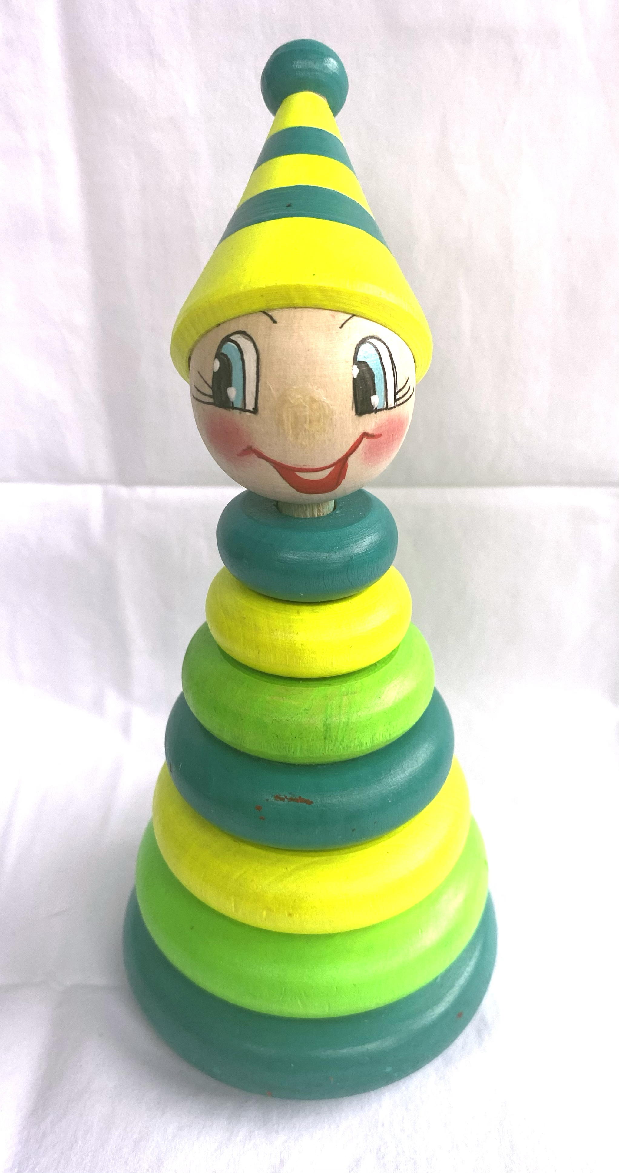 Wooden Counting toy green blue yellow counters with pointy hat