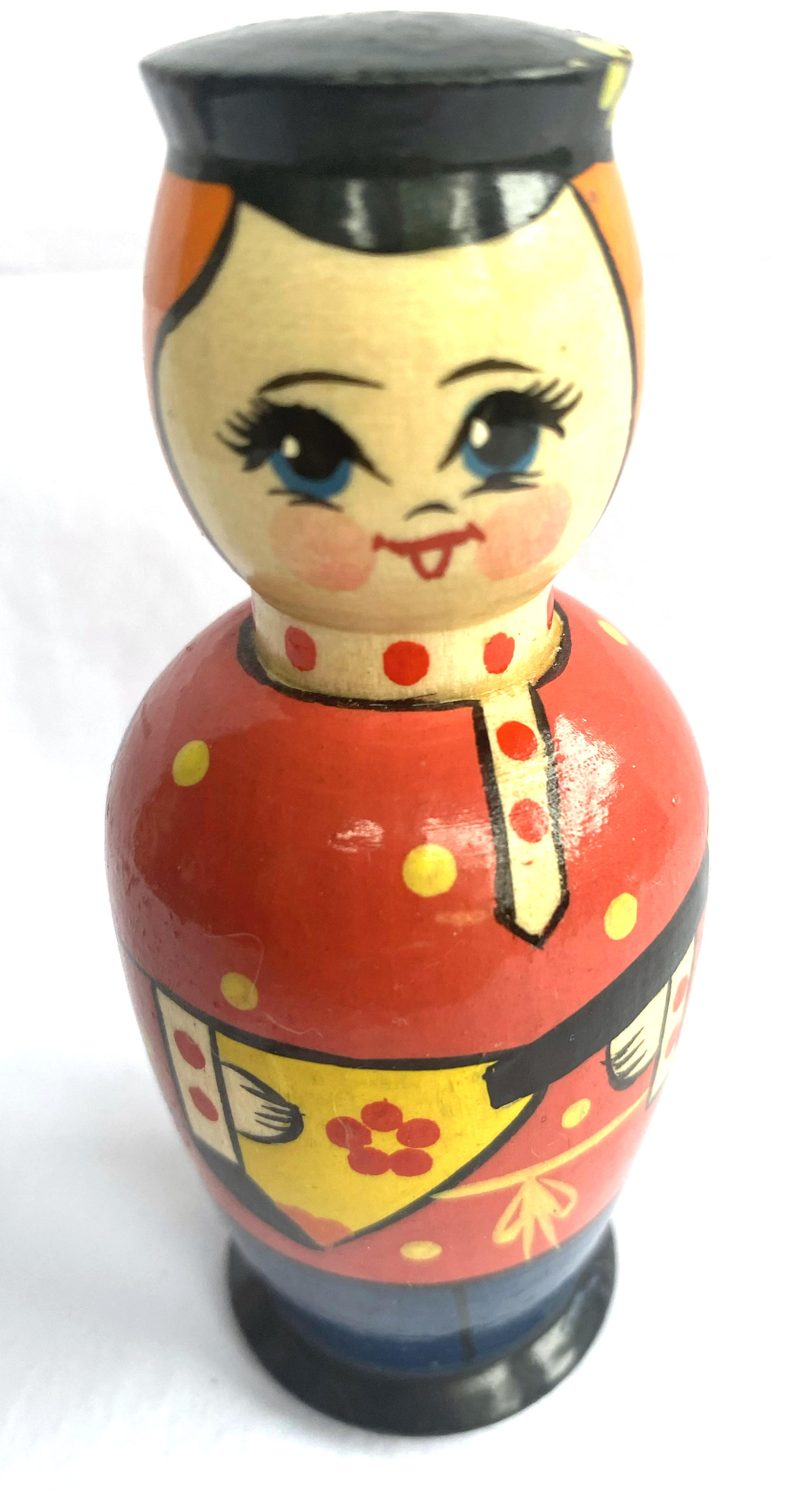 Vyatka Matryoshka single man with balalaika