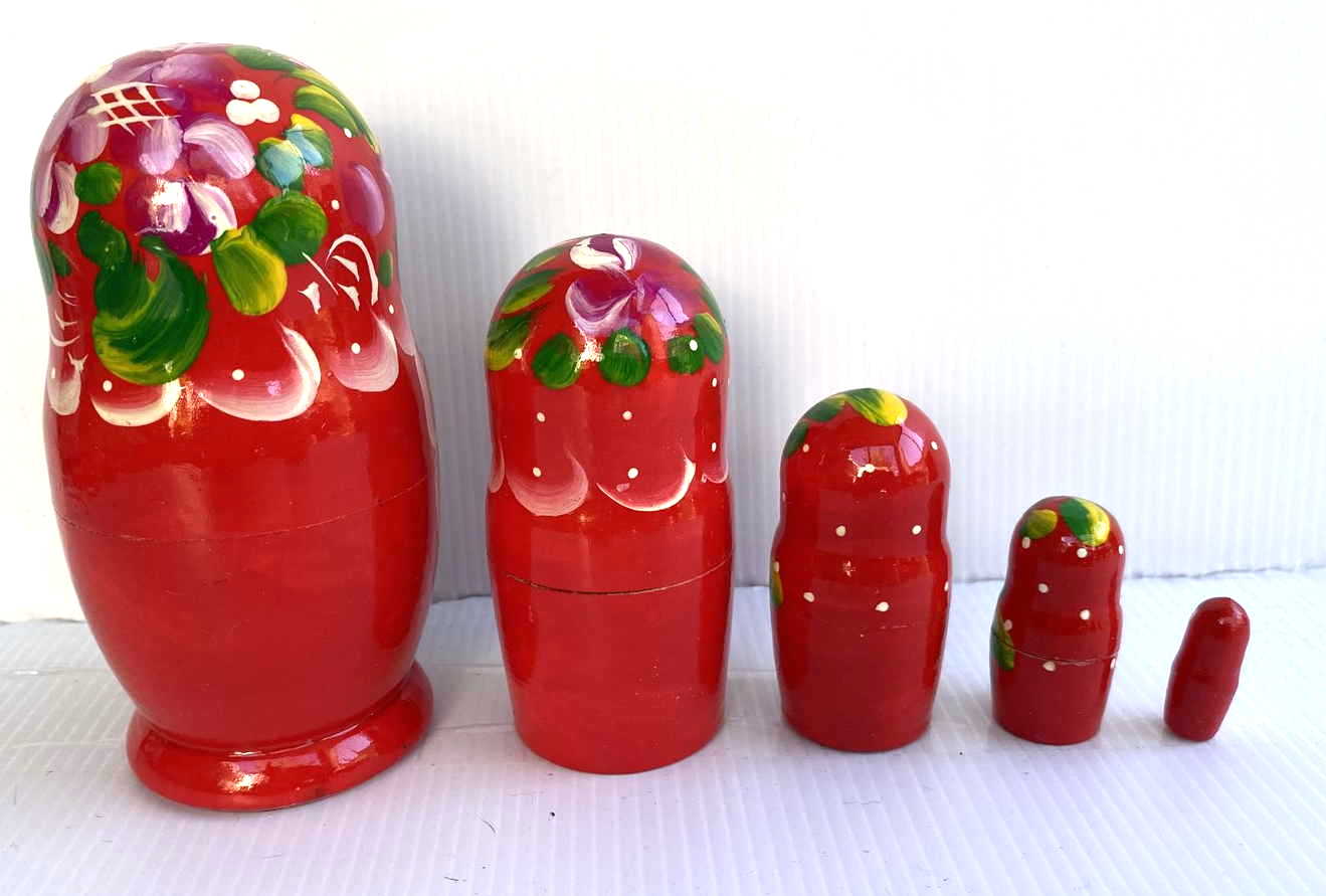 Artists Matryoshka red with green flowers (5 Nested)